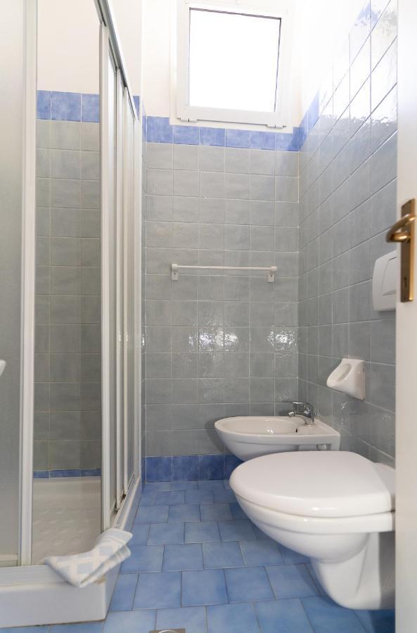Hotel Villa Isola Rimini Eksteriør billede